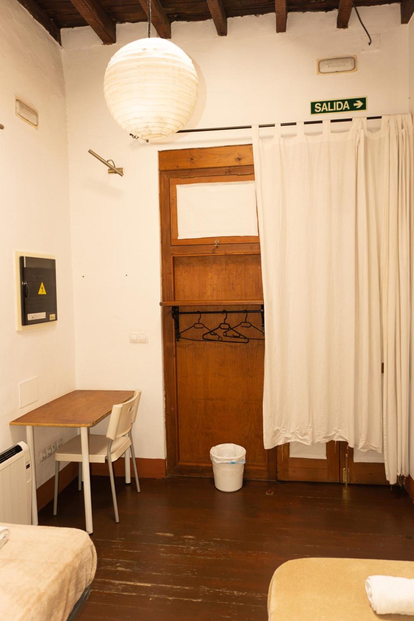 Hostel Albergue La Casa Encantada เอลปาโซ ภายนอก รูปภาพ