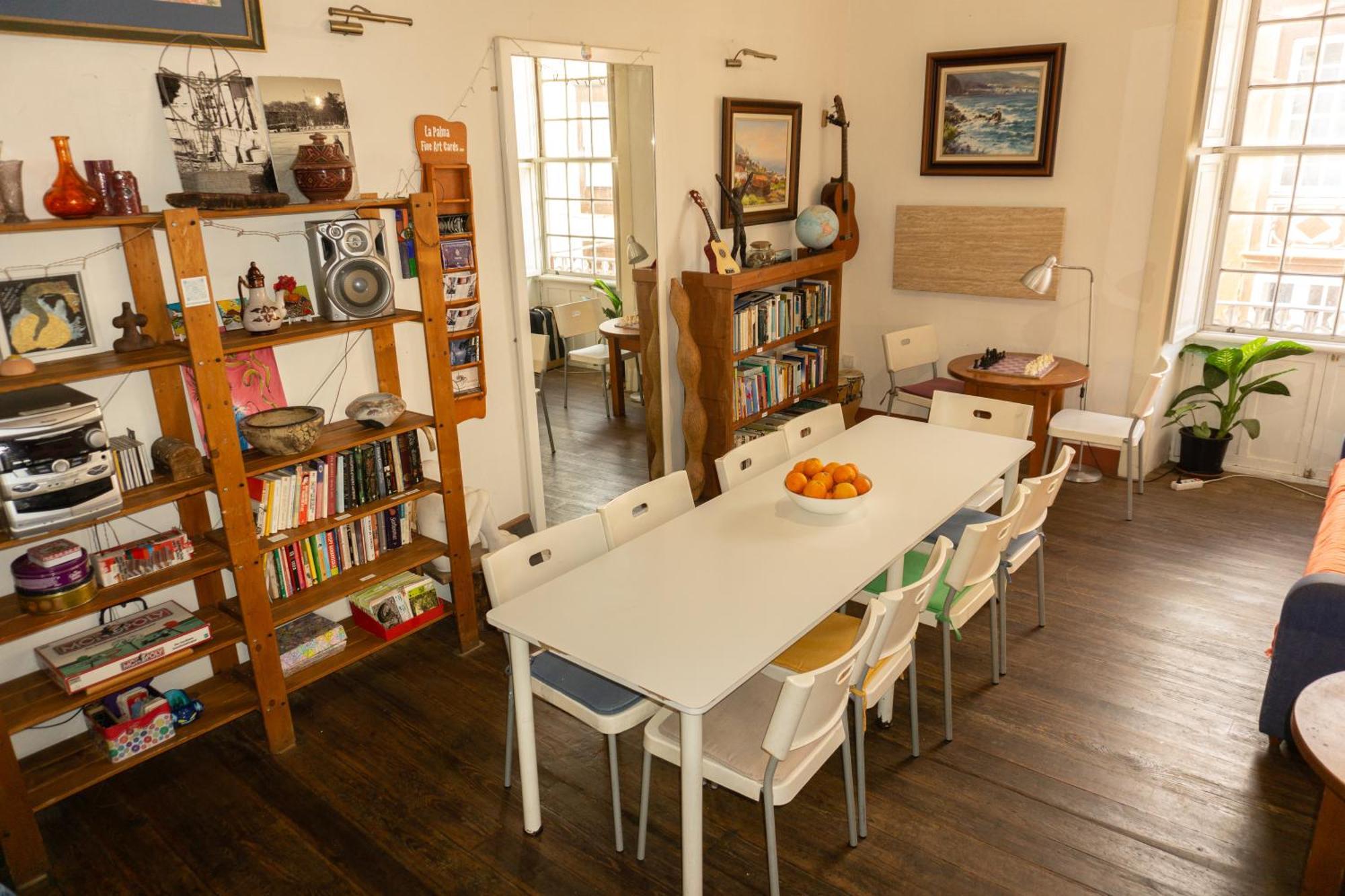 Hostel Albergue La Casa Encantada เอลปาโซ ภายนอก รูปภาพ